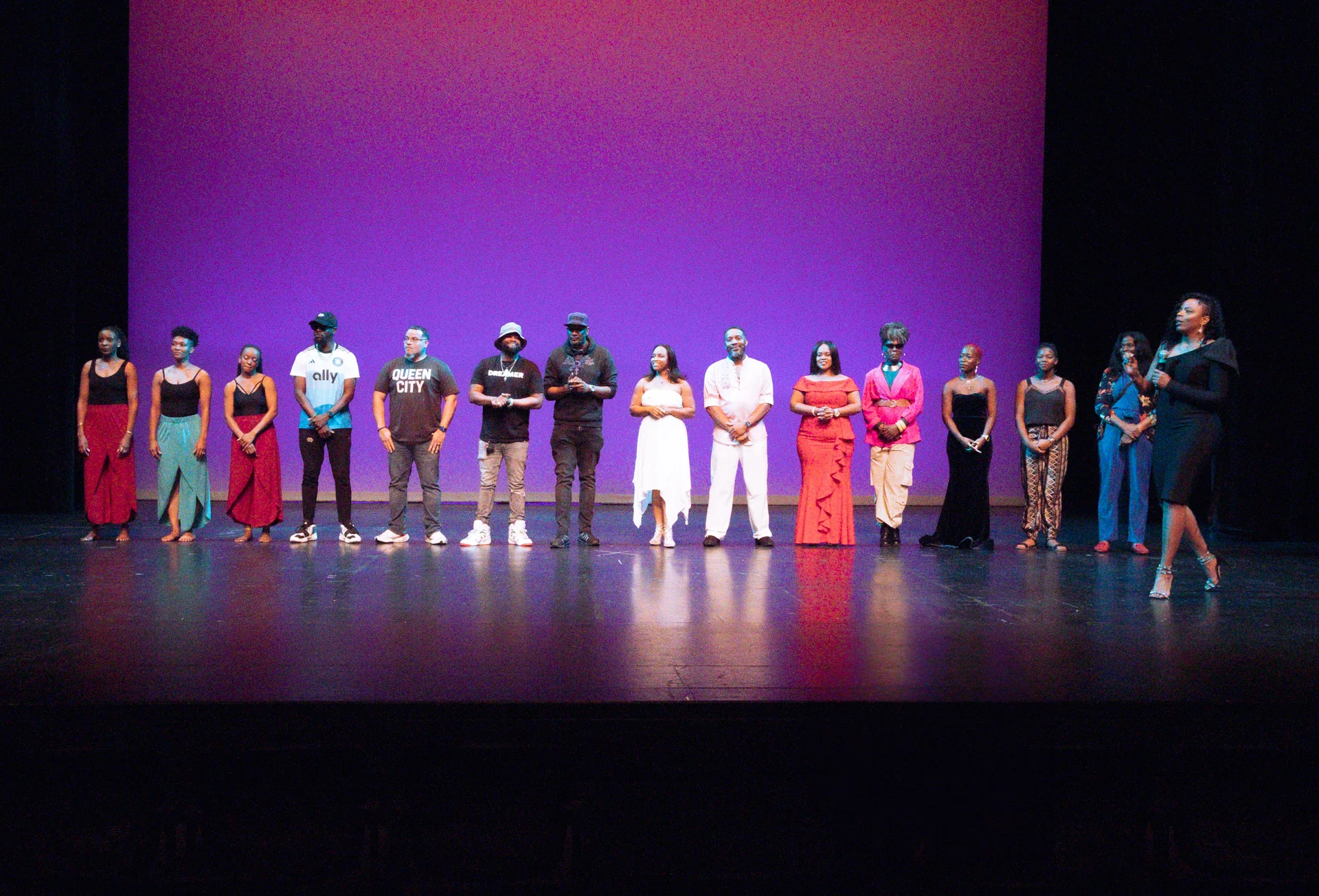 Full ensemble on stage Full ensemble on stage
